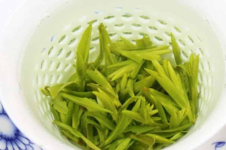 龙井茶明前茶好还是雨前茶好_龙井明前茶和雨前茶哪个好喝