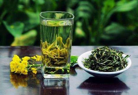 胃不好适合喝红茶还是绿茶？