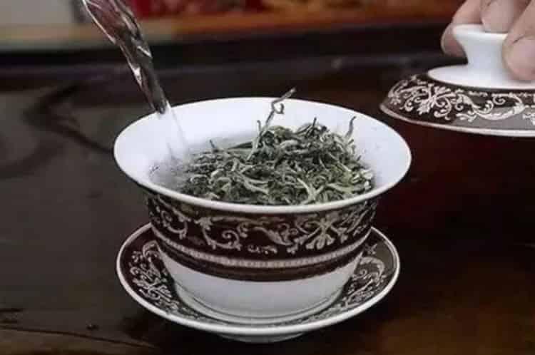 做茶艺师的都是什么人_茶艺师是不是小姐？