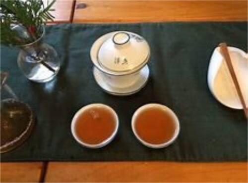 乌龙茶属于红茶吗_乌龙茶不属于红那属于什么茶呢