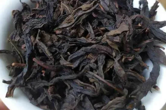 大红袍是大叶茶吗_大红袍武夷岩茶属于什么茶？