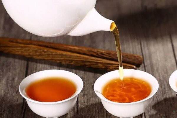 泡红茶的水温_用多少度的水温冲泡红茶比较好