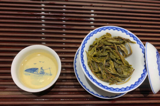 今年普洱茶会崩盘吗_今年普洱茶走势