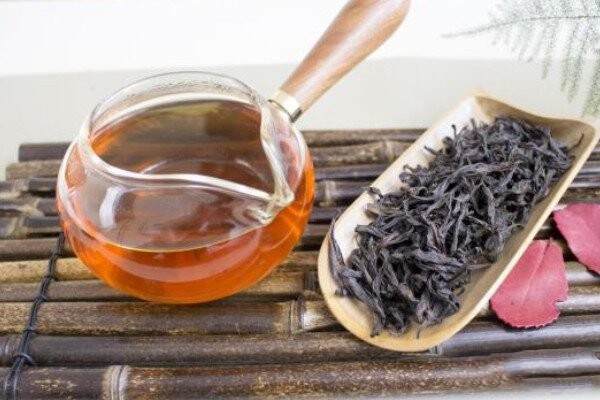 乌龙茶是红茶吗_乌龙茶属于绿茶还是红茶