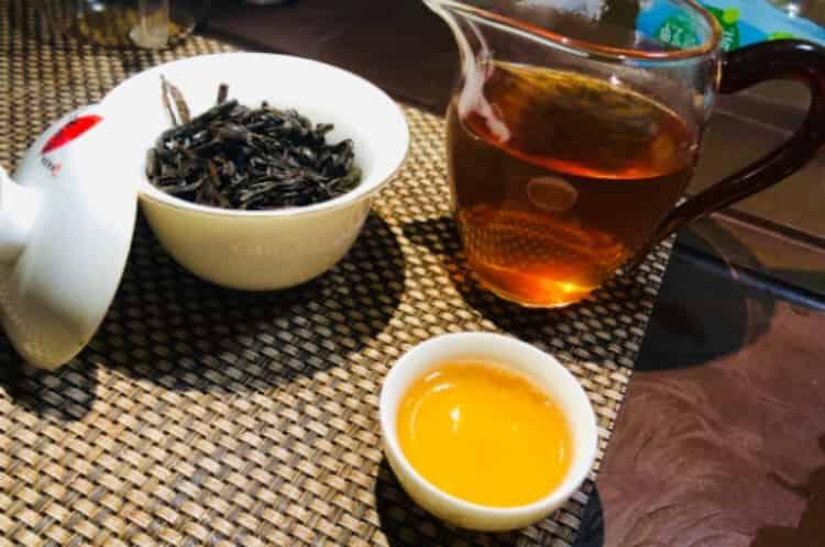 为什么喝岩茶会上火，岩茶喝多上火怎么办？