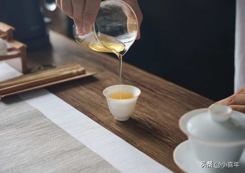 茶识｜4个方法让你喝茶不再“锁喉”