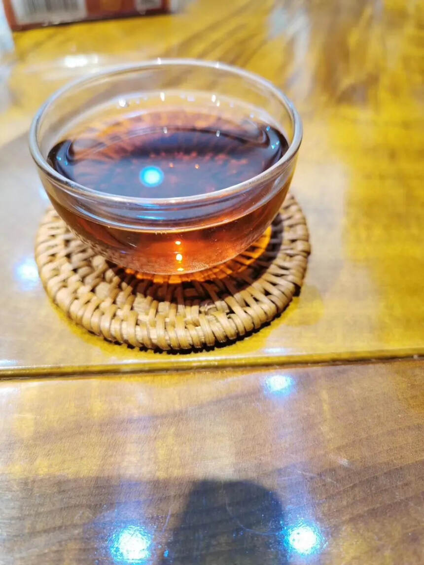 96年竹壳砖熟茶，药香超级好，粘稠度透明度完美的一款