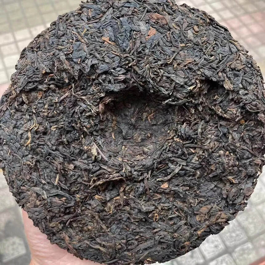 七十年代福禄贡青饼圆茶