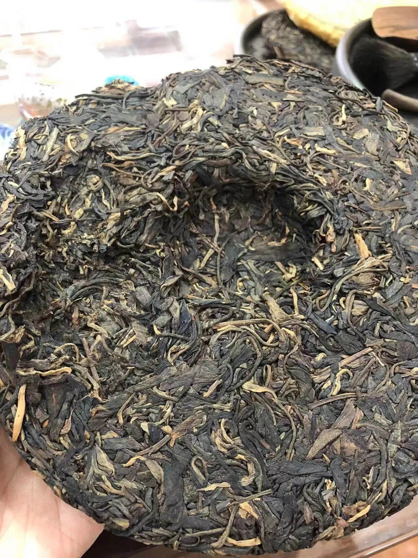 99年中茶艺术字美术体老生茶，老班章底料，茶气足霸气