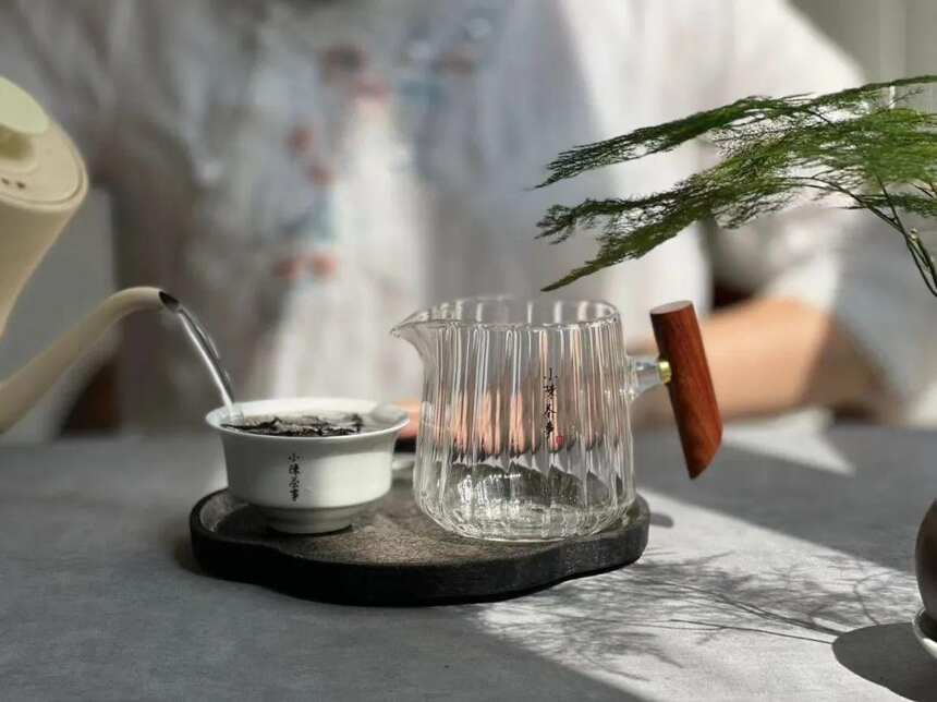 今年的、1年的、3年的，想喝香一点的肉桂岩茶，应该选什么年份？
