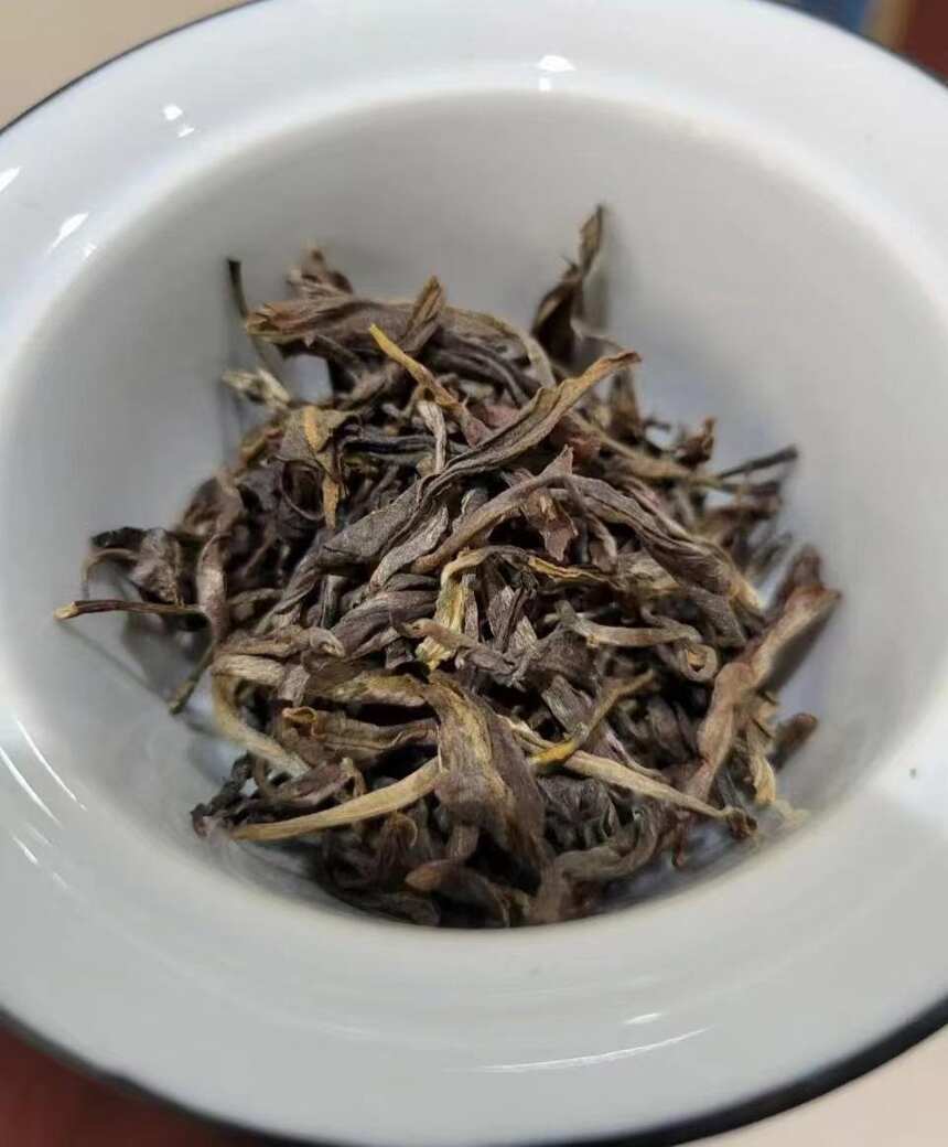 美好的一天从一杯茶开始 聆听茶的韵律