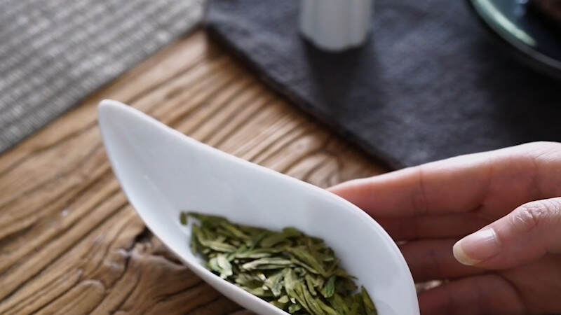 龙井茶新茶和陈茶的区别