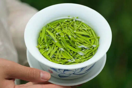 烘青绿茶的特点