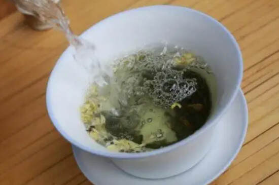 茉莉花茶泡茶水温