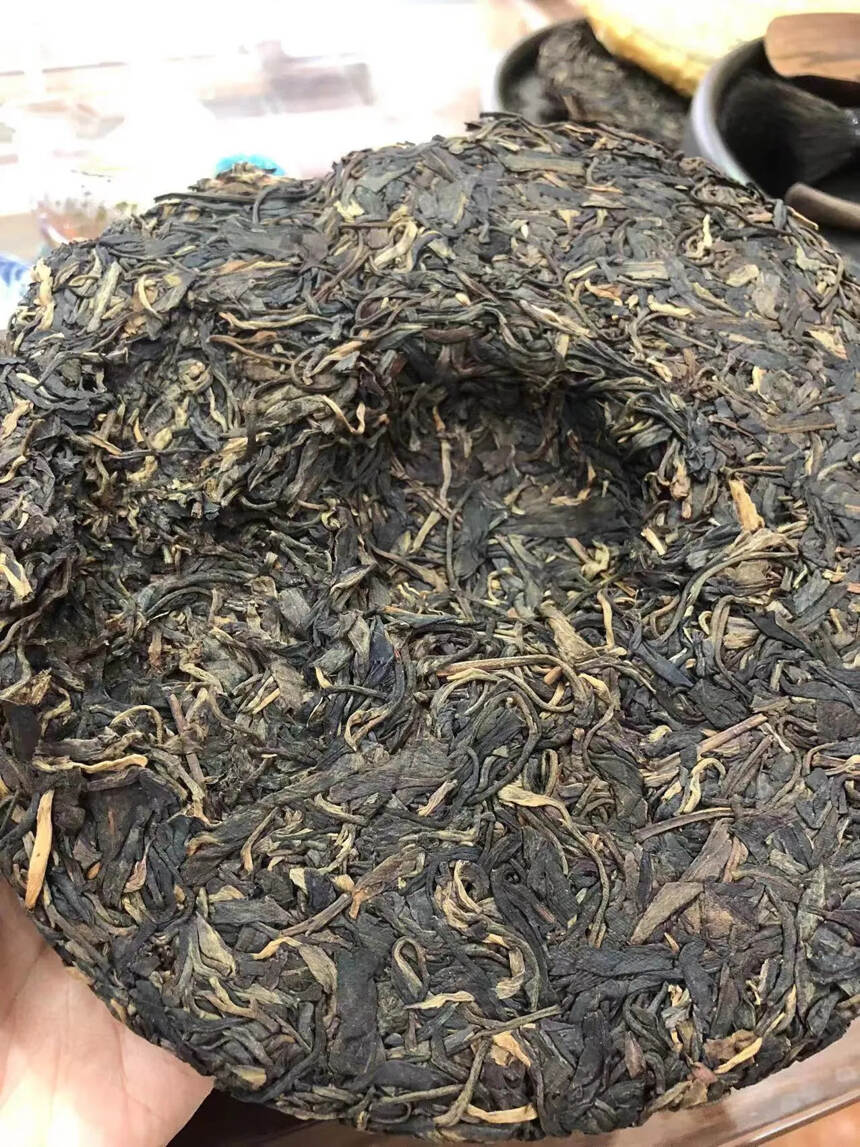 99年中茶艺术字美术体老生茶，老班章底料，茶气足霸气