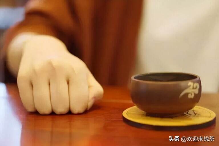 必备的茶桌礼仪知识（闹笑话是小失礼是大）