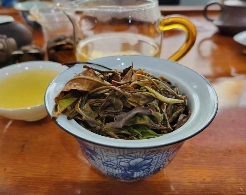 一杯普洱茶让生活有滋有味