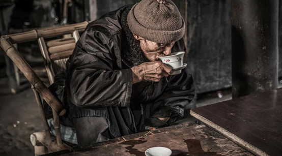 你盯上的茶摊生活，“前前前浪”们都玩过了