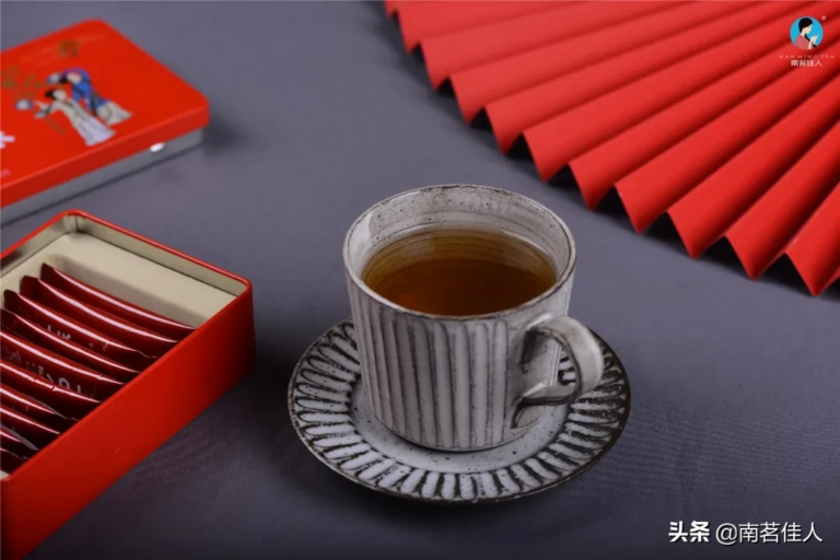 什么是茶膏怎么用的（茶精粹与茶膏的区别）