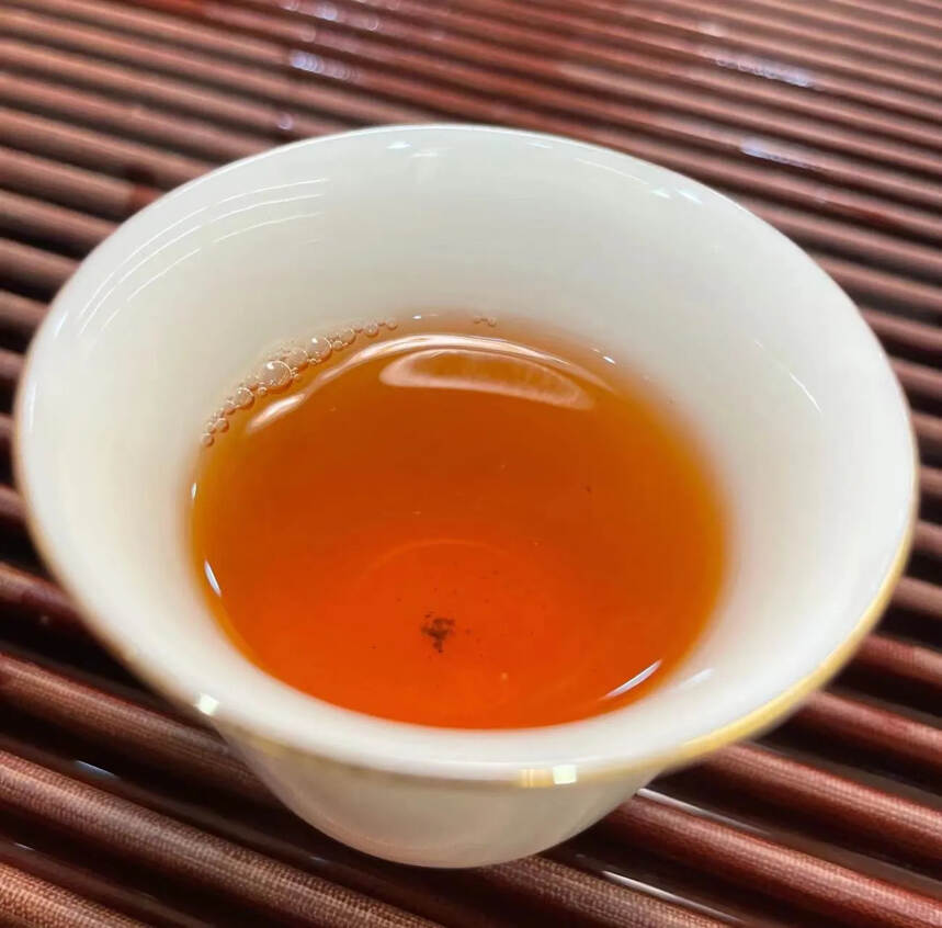 99年水蓝印老生茶，勐海茶厂改制前勐海飞，内拼老班章