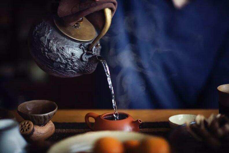 围炉煮茶，落叶黄老白茶