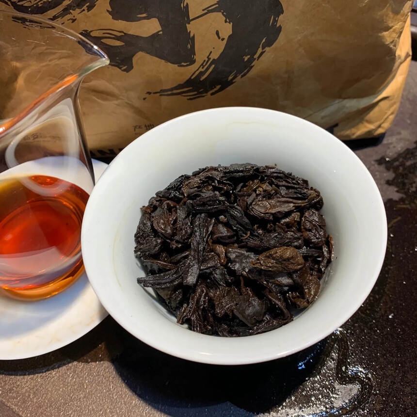 98年老班章珍珠茶头1500克熟茶，精挑细选乔木大树