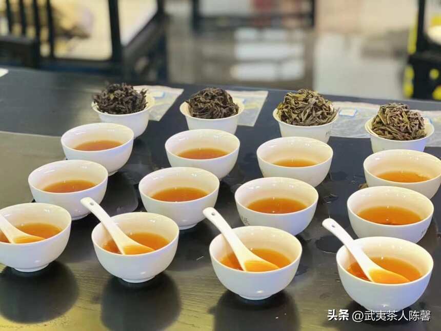 观干茶中，看茶叶条索有哪些门道你知道吗？