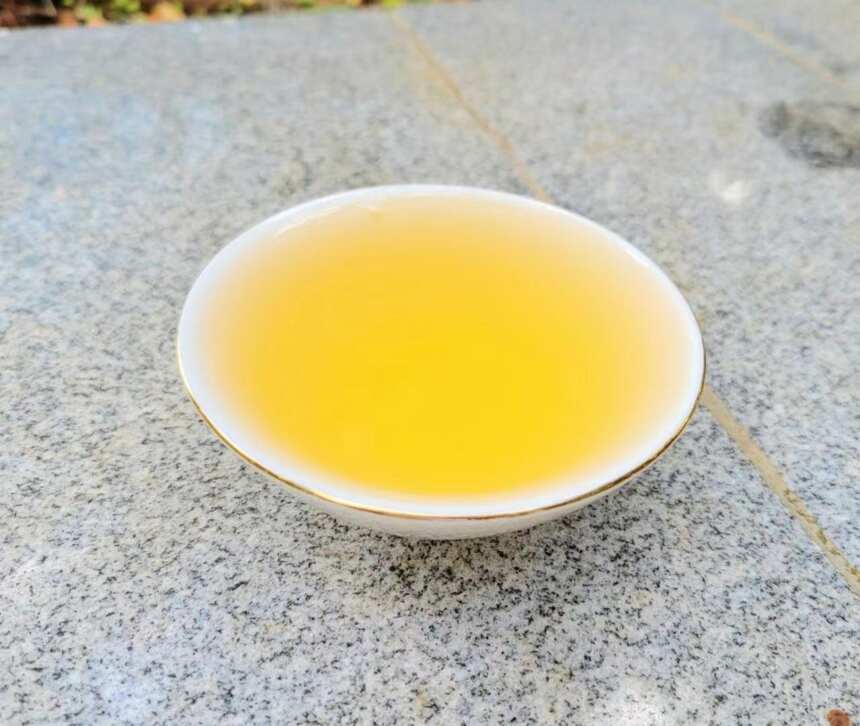 沏一杯淡淡的茶 静品清茗 品悟人生