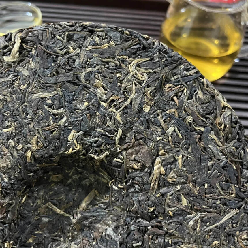 2013年臻茗百味生茶饼，珍藏好茶，布朗山古树乔木混