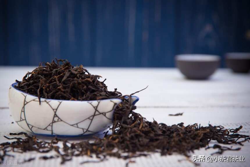 原料茶与拼配茶的区别