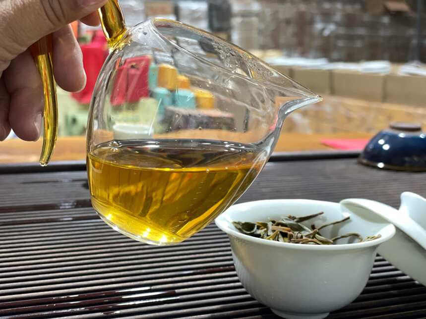 天天喝茶的人，一定要看，卖茶人说：这几种茶“一滴都别沾”