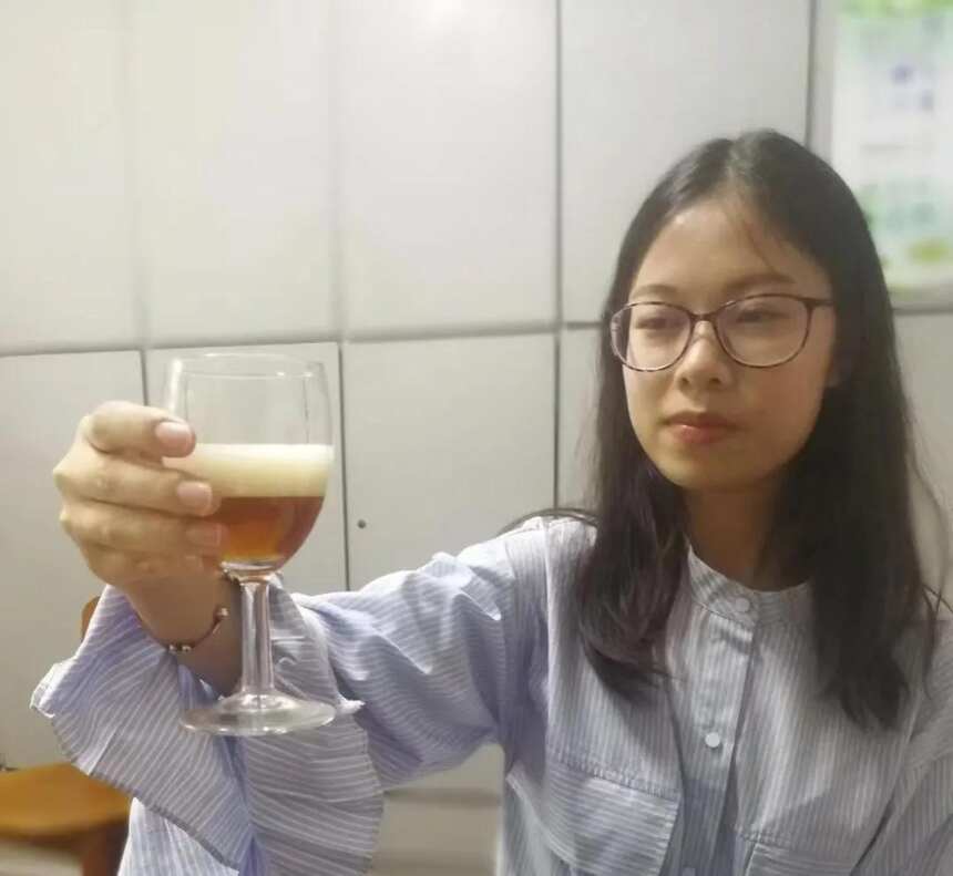 宋人吃茶的瓯、杯、碗、盏》～杯