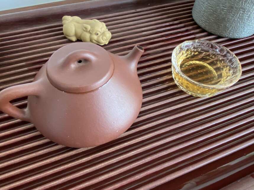 茶酒交织——紫砂壶损伤记