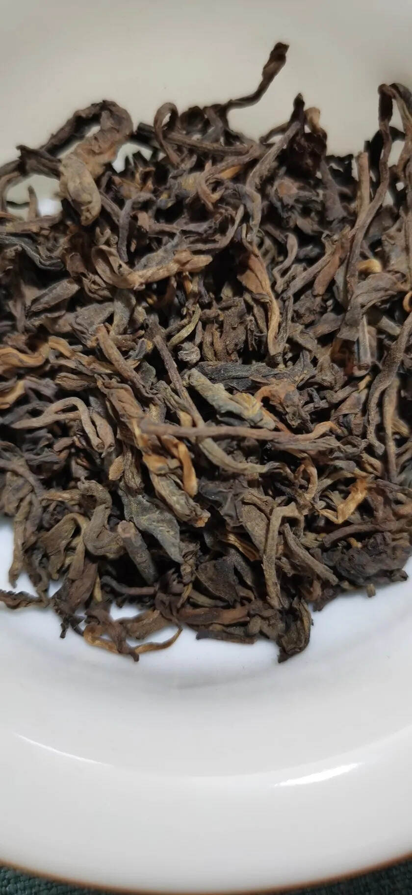 2016年布朗山头春发酵，熟茶。