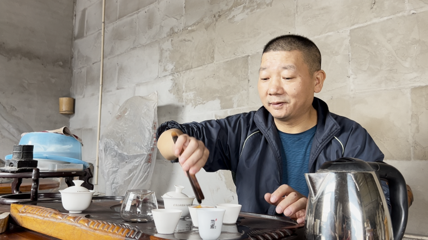 茶农专访丨茶界的“老司机”，靠一颗“犟”心做茶！