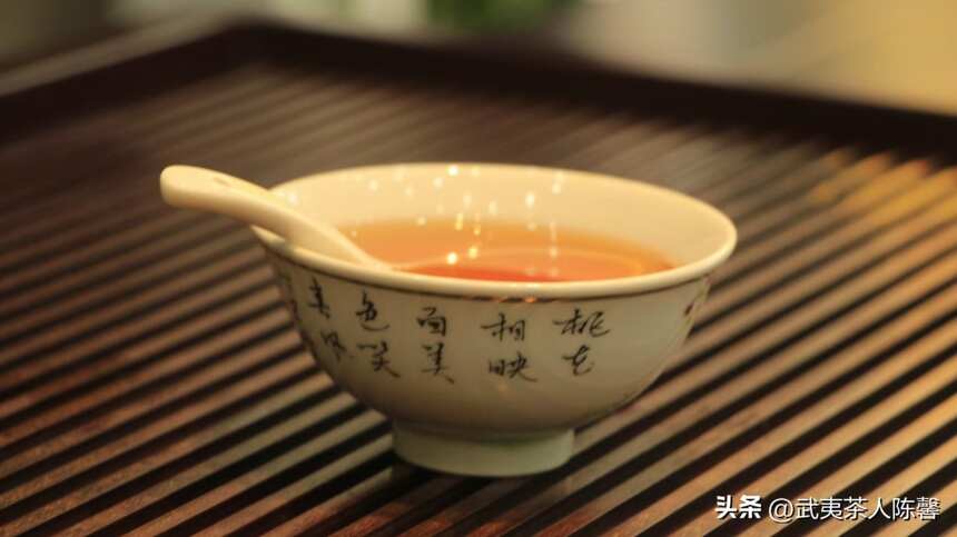 用久茶具有茶垢怎么办？教大家几个处理茶渍的小妙招