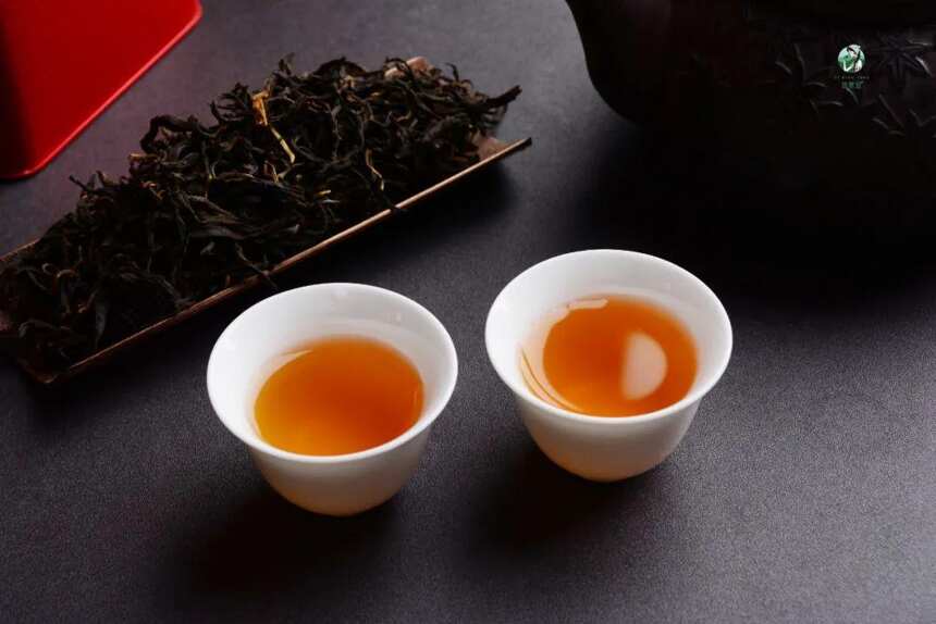 年终茶礼，一杯甘醇好兆头，茶圆礼圆，事事圆！